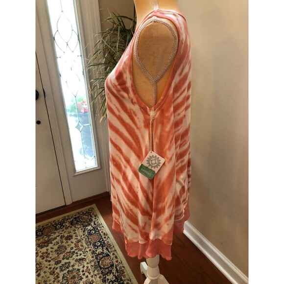 Brisas Tie Dye Top Size Small Peachy Amber Sleeveless Ruffle Hem Very Soft NWT - Picture 5 of 10